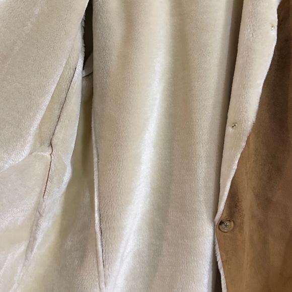 Ralph Lauren Ultrasuede Long Coat faux sheepskin in excellent condition - Picture 10 of 11